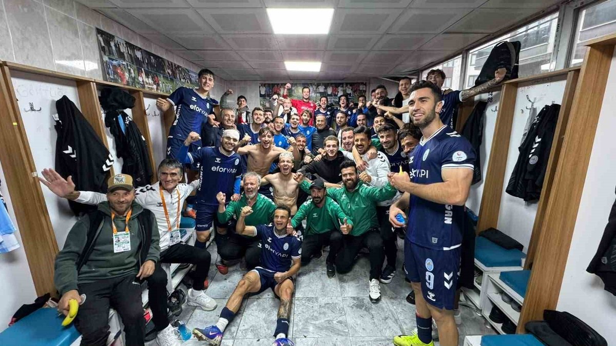 Pazarspor, Küçükçekmece Sinopspor'u 3-1 Yendi