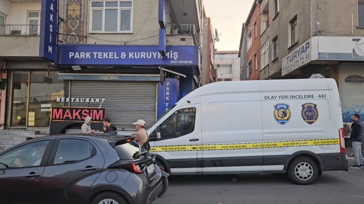 Küçükçekmece'de Müzikholde Silahlı Saldırı: Polis Memuru ve Bir Kişi Hayatını Kaybetti, 2 Yaralı